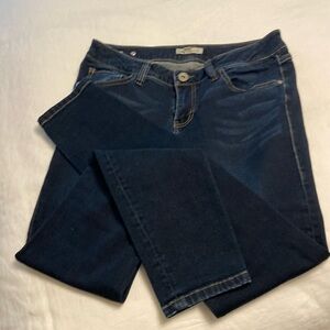 Fabulous jeans. Navy. Stretch in fabric. Worn 3 times. Size 6 and fits like a 6.